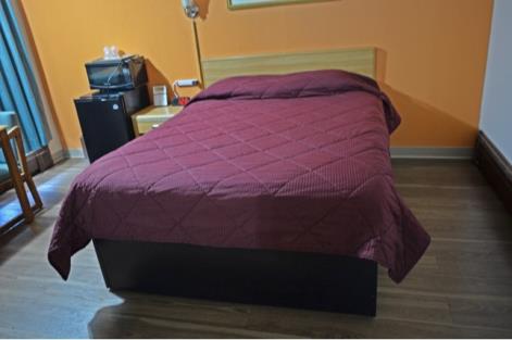 Budget Host Inn and Hotel
